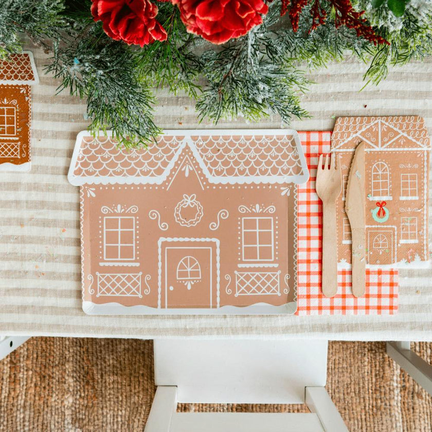 Baking Spirits Bright Gingerbread House Large Plates