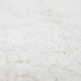 Perla Hand-Tufted Crochet Lace Trim Round Rug