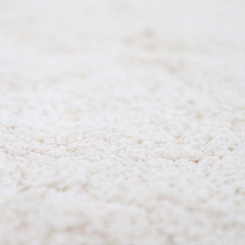 Perla Hand-Tufted Crochet Lace Trim Round Rug