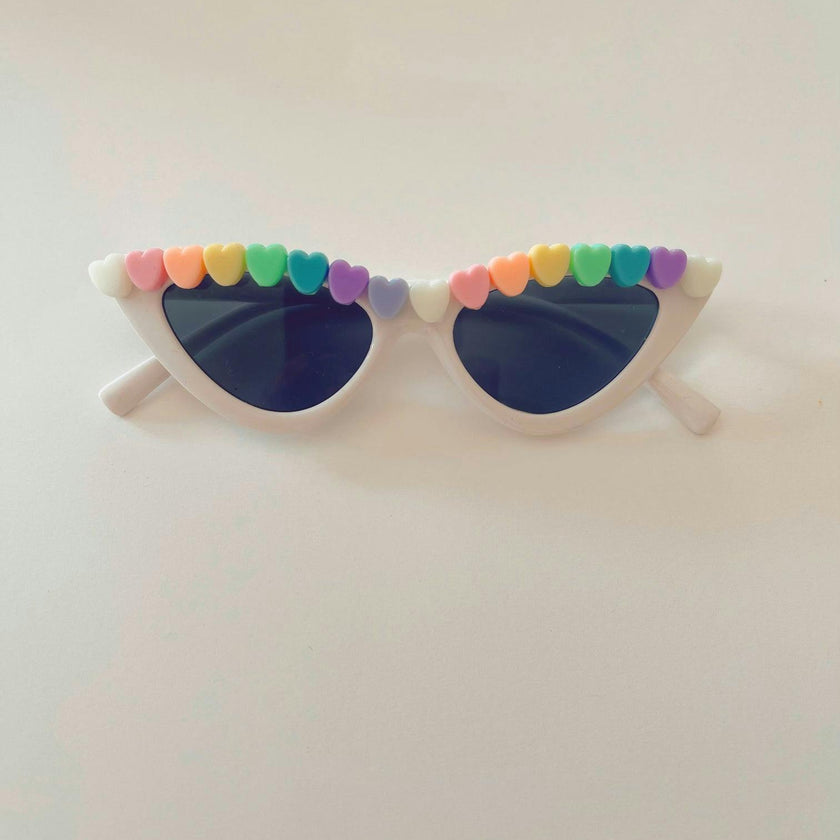 Rainbow Heart Line Elle Eye Sunnies