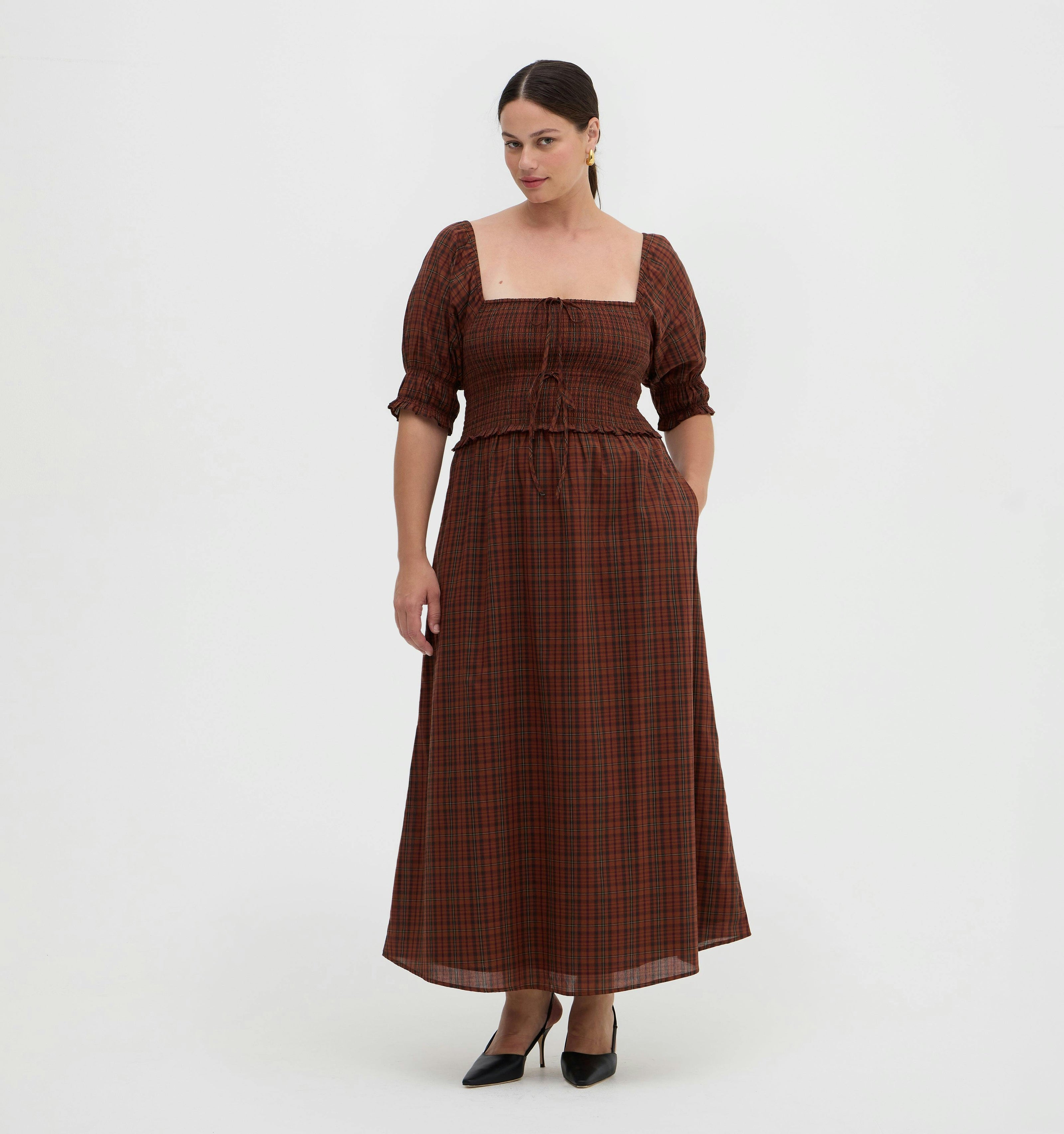 The Malene Nap Dress - Chestnut Plaid