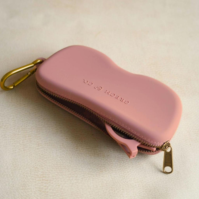 Zip + Go Case | Heather Rose