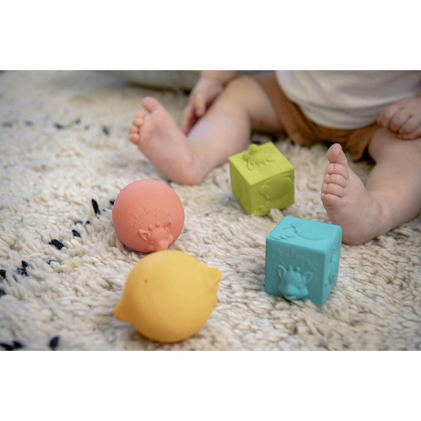 So’Pure Natural Rubber Cube & Ball Teether Set