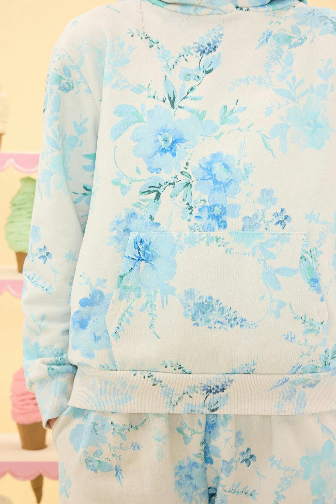 Kian Hooded Sweatshirt in Blue Aquarelle Fleur
