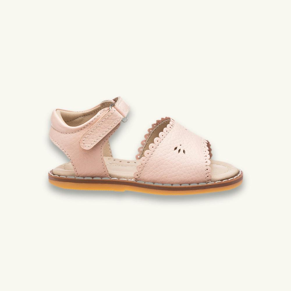 Toddler Classic Scallop Sandal | Pink Leather