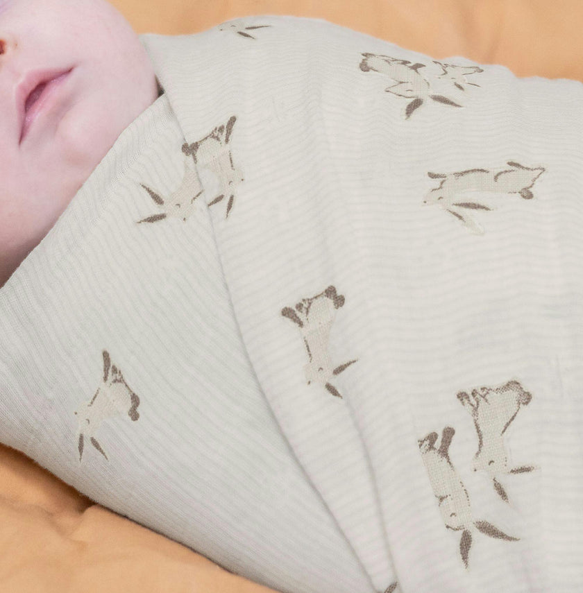 Avery Organic Cotton Muslin Swaddle Blanket (Bunny)