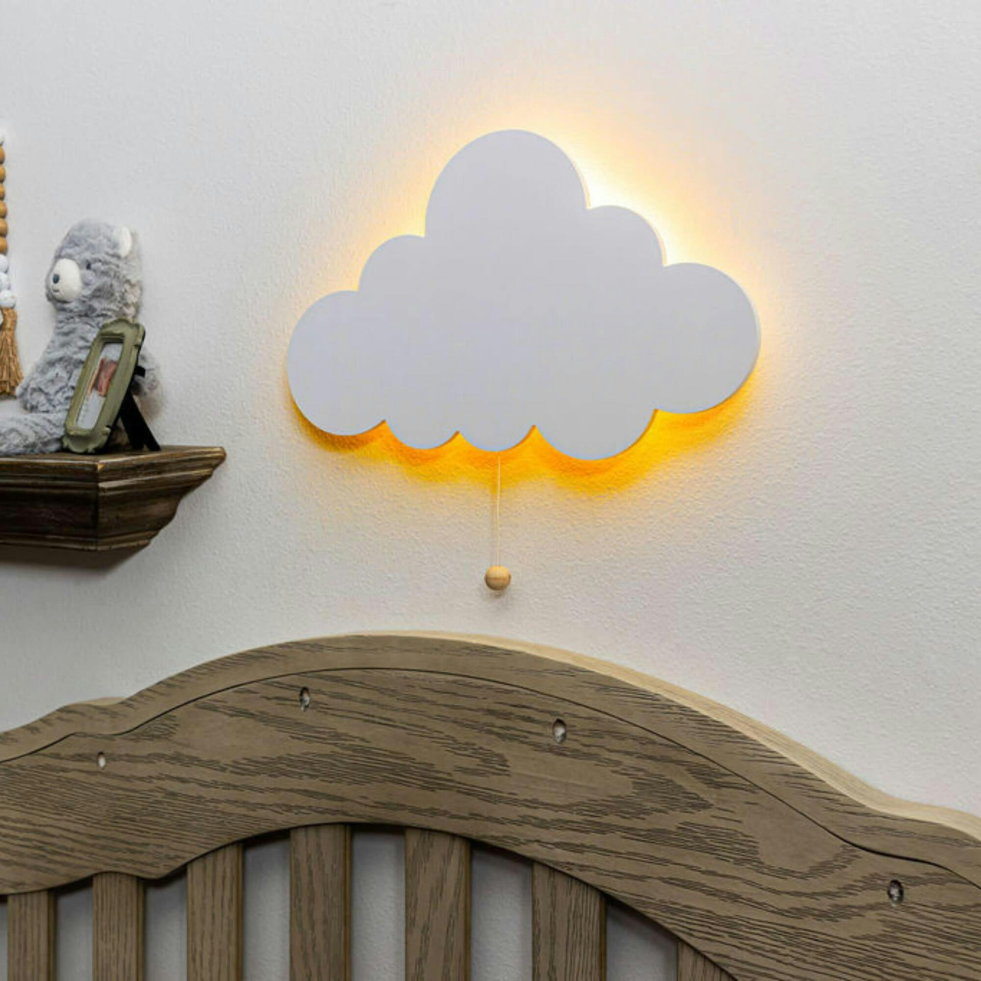 Illuminating LED Wall Lamp