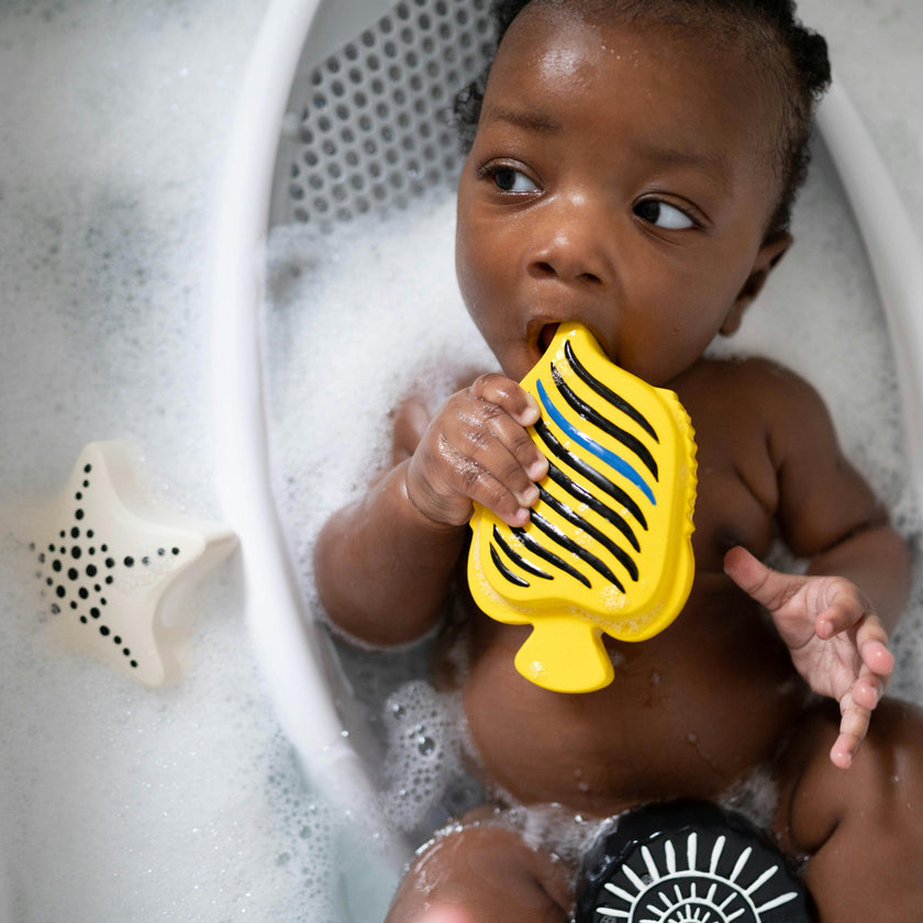 NATURAL RUBBER SENSORY BATH TOYS 3-PACK - Suitable from birth