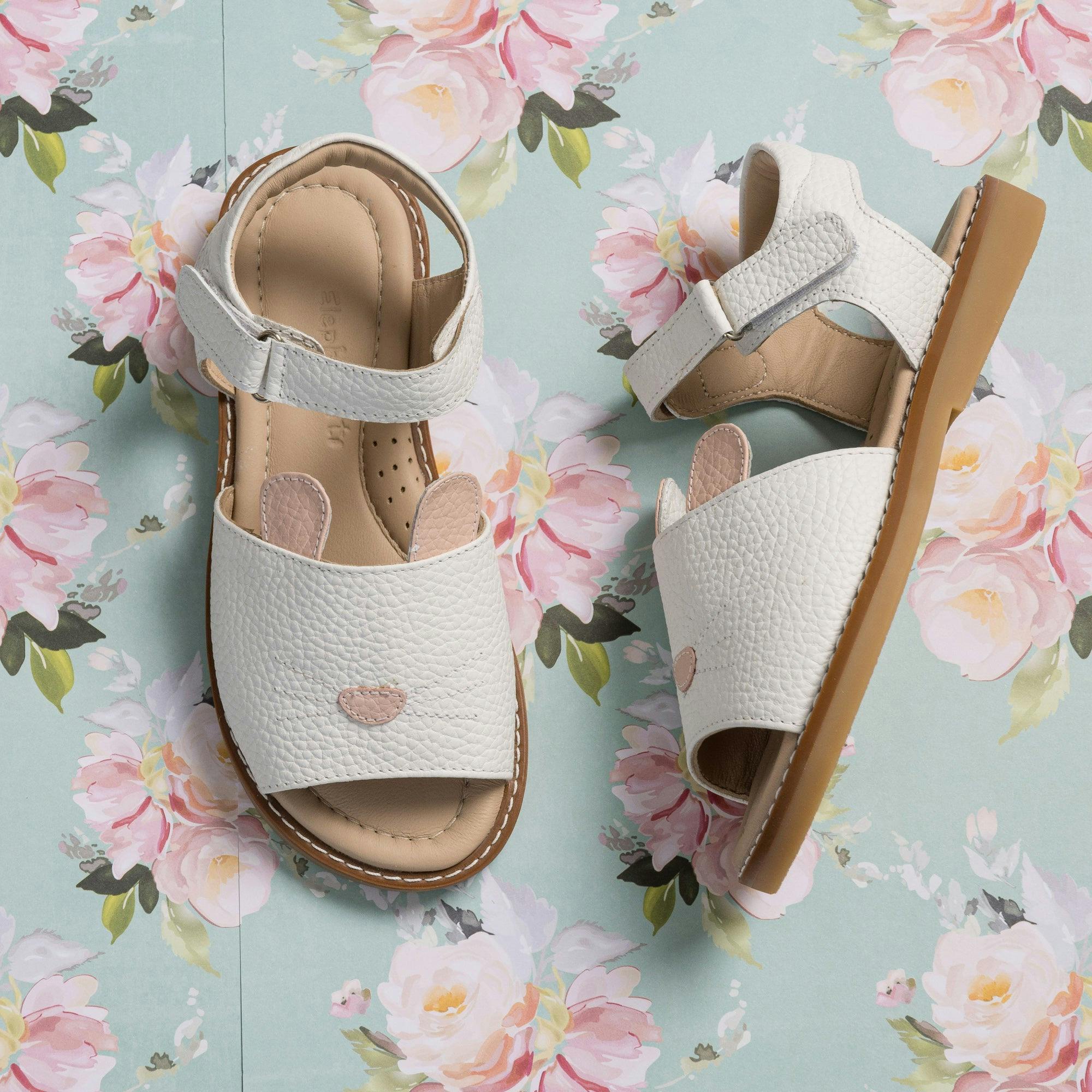 Sandal