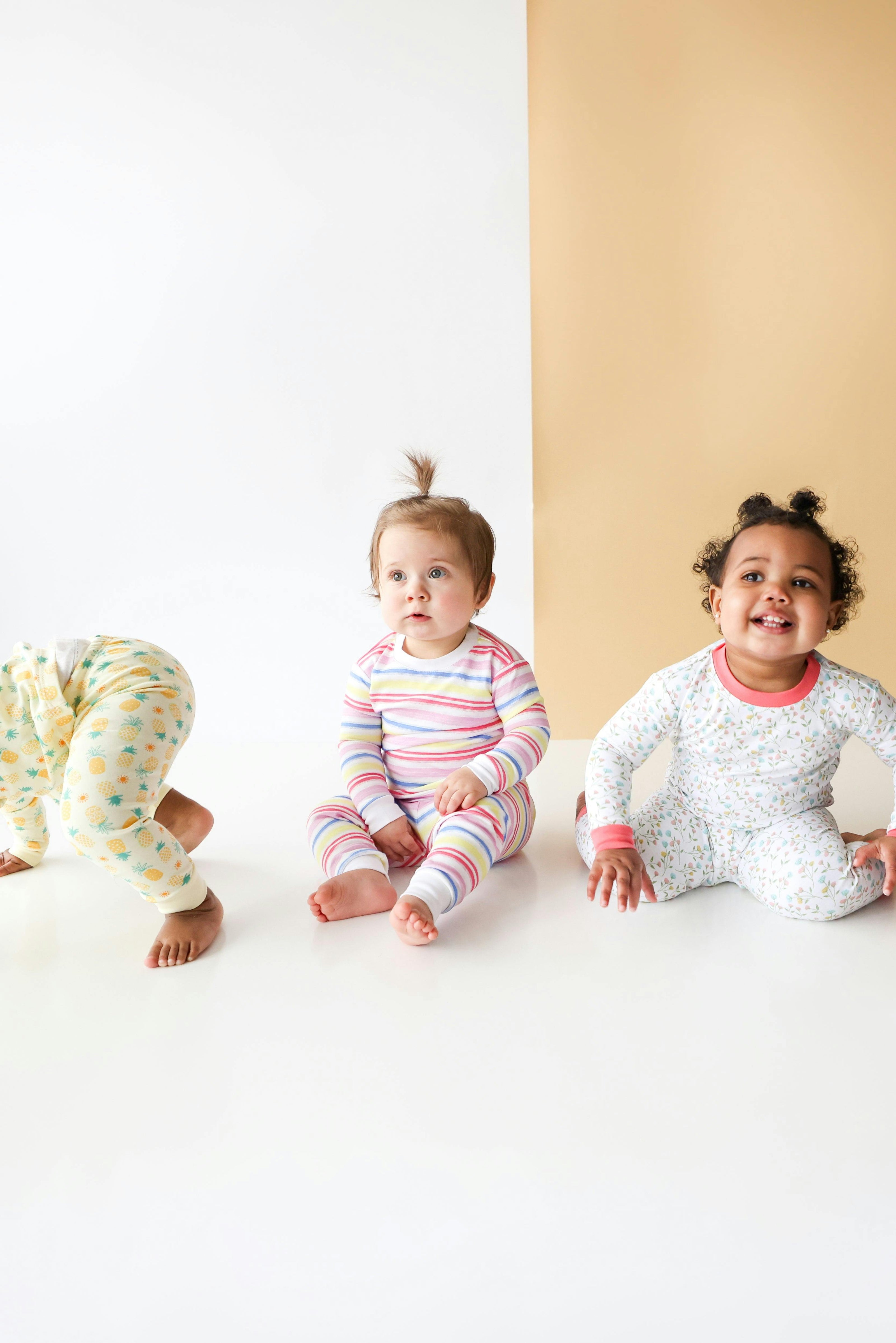 Pineapple Print 2-Piece Pajama