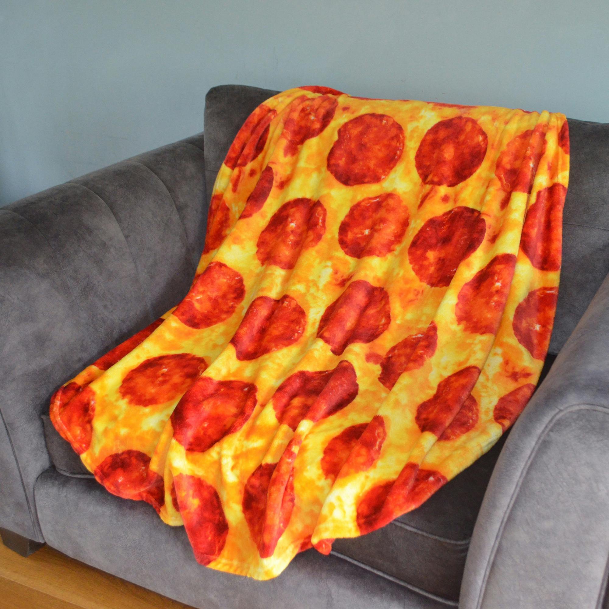 Blanket & Pillow Set: Wrap-A-Roni Pizza