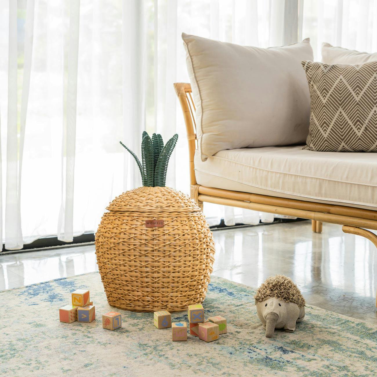 Handcrafted - Pineapple Storage Basket Natural (Medium) - Rattan Wicker
