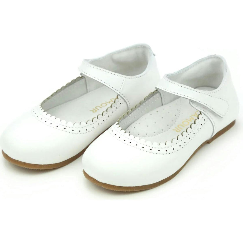 Lucille Scalloped Flat
