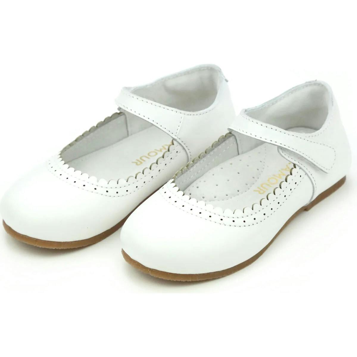 Lucille Scalloped Flat