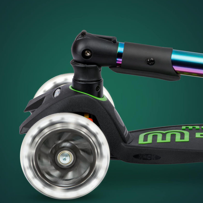 Micro Maxi Foldable LED Neochrome Scooter