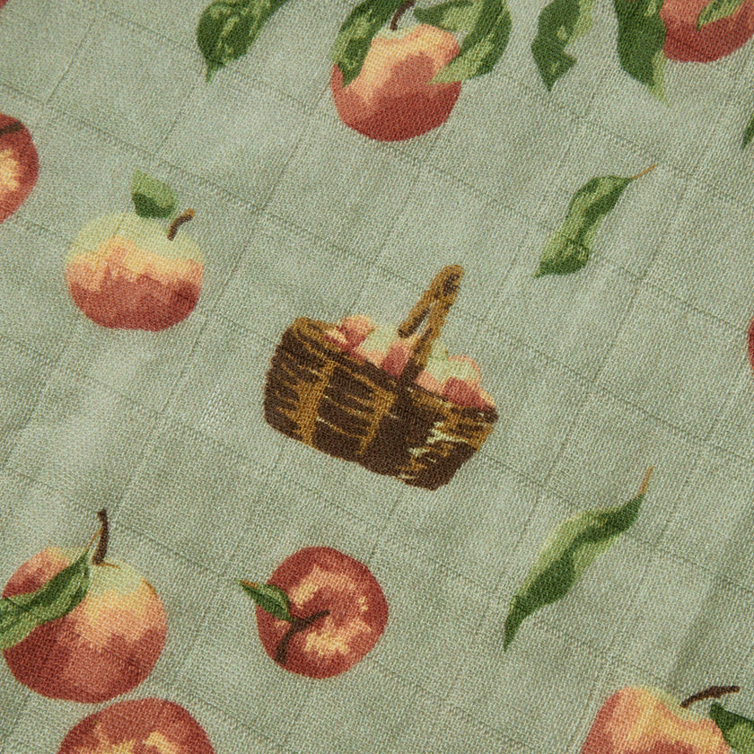 Apple Orchard Organic Cotton Two-Piece Burp Cloth Set