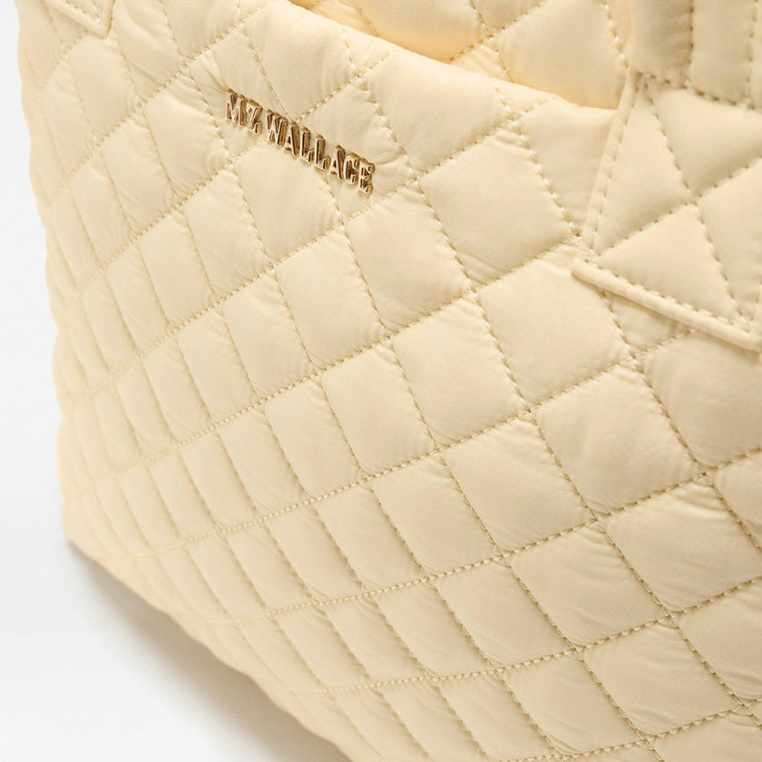 Chamomile Small Metro Tote Deluxe II