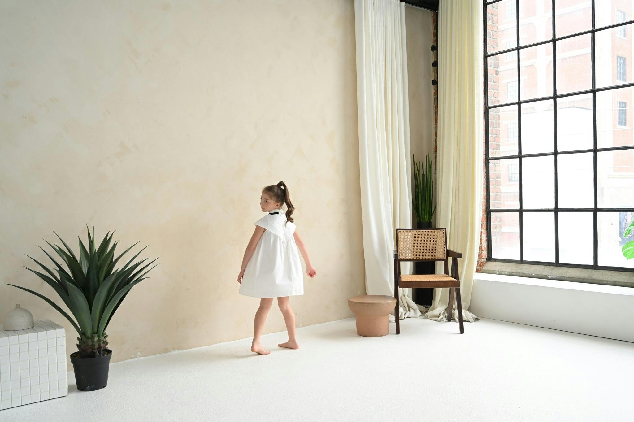 Lara dress (off-white)