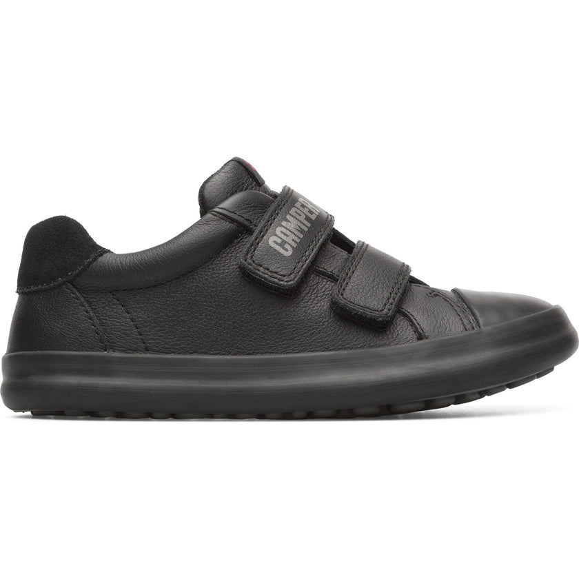 Pursuit Sneakers, Black