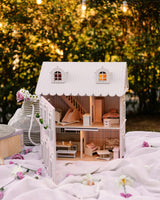 House of Nice · A Little House on The Riviera inside