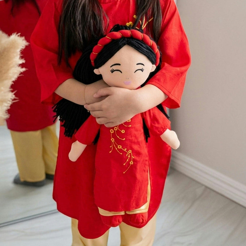 Vietnamese 'Hoa' Cultural Doll