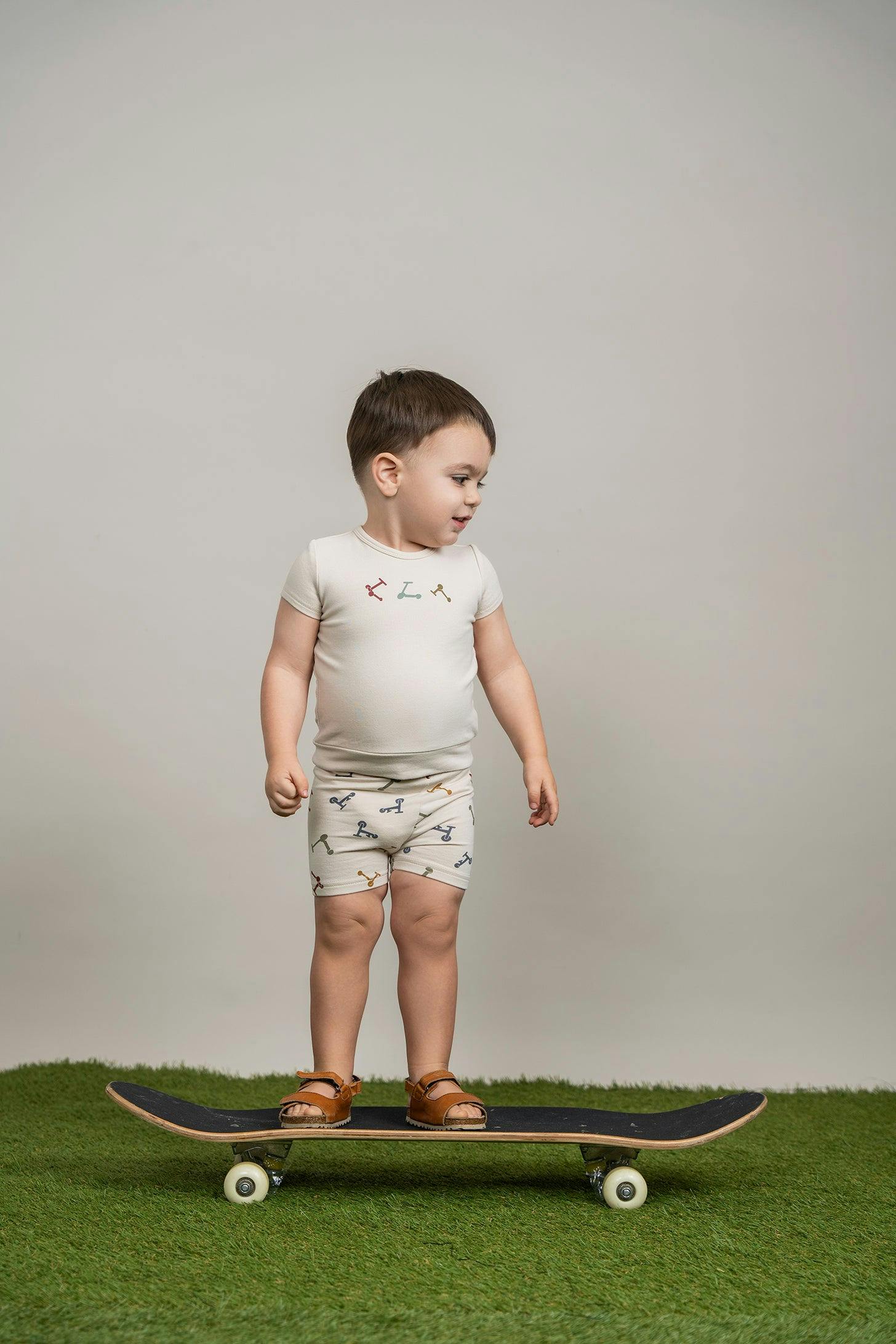 Scooter and Tulip Printed Shorts Set Dark Almond