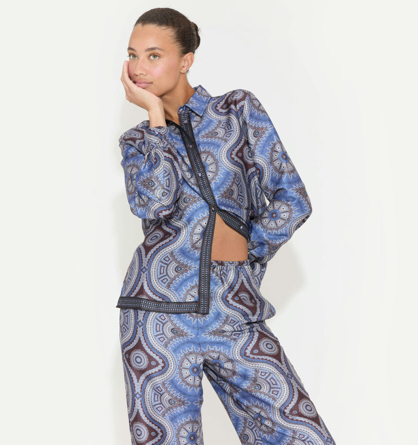 The Liv Top - Brown Cobalt Medallion