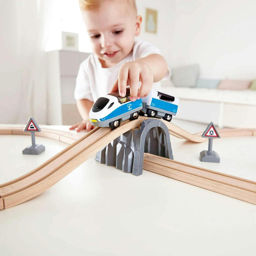 Hape: Passenger Train Set&nbsp;- Figure 8 Track Railway Set