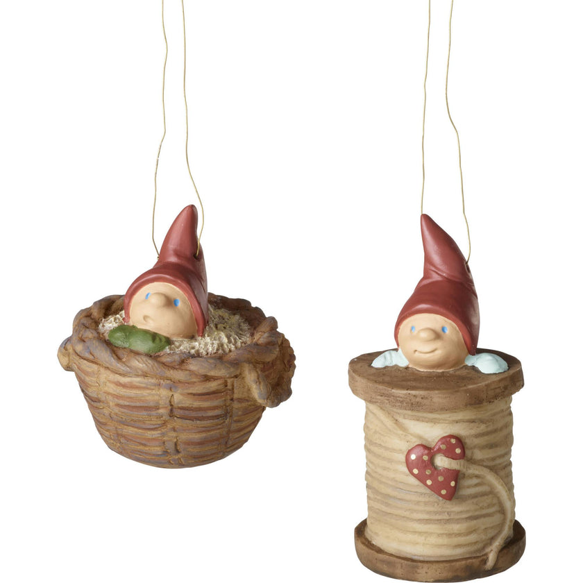 Hanging Christmas Ornaments