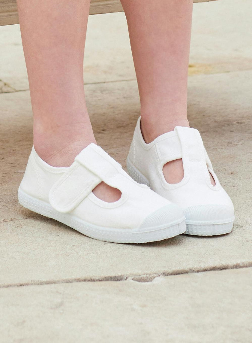 Hampton Canvas Champ Shoes in White
