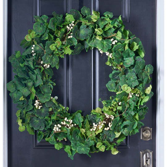 Everyday Mixed Greenery Geranium, Clover & White Berry Twig All Seasons Wreath
