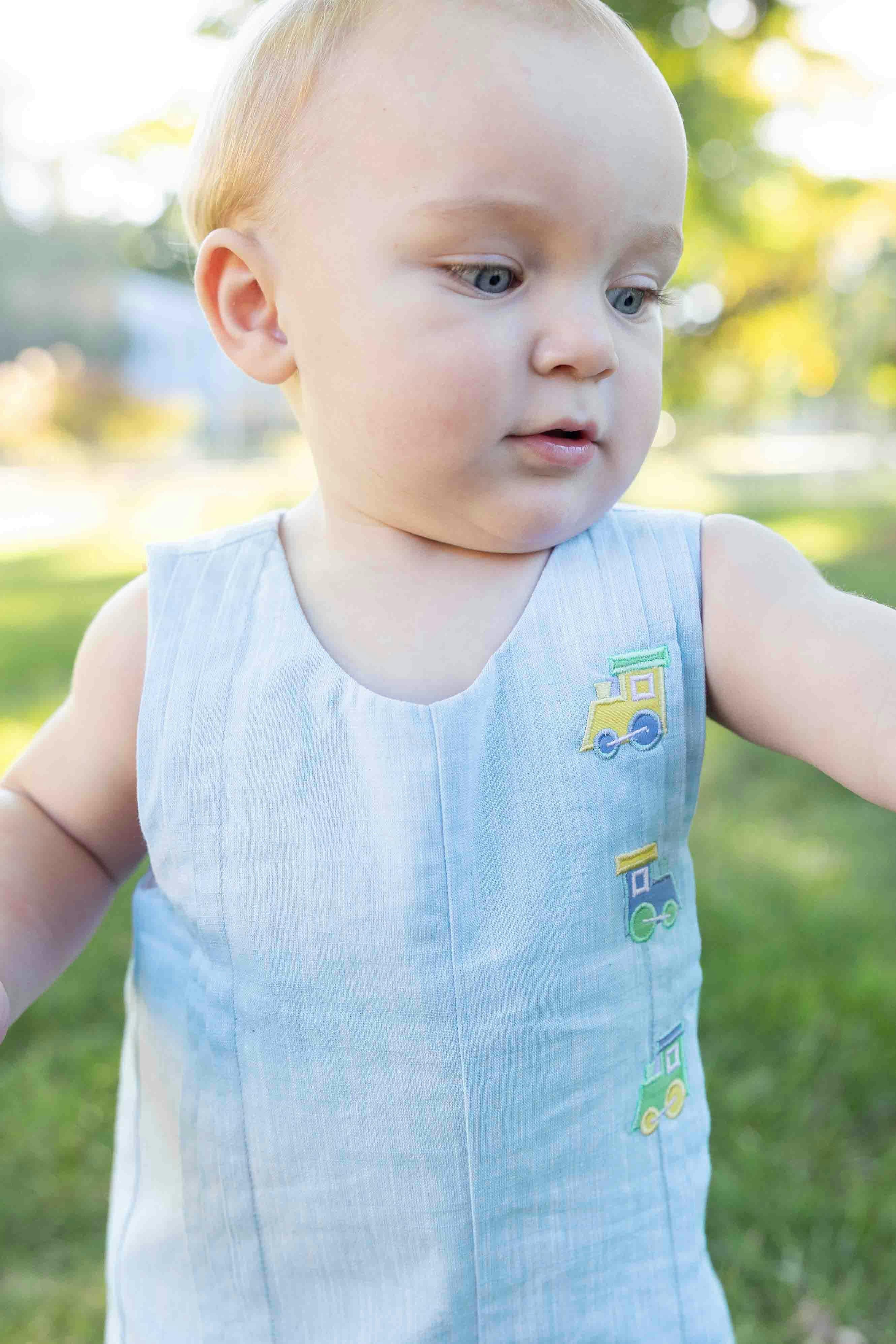 Linen Look Shortall With Trains