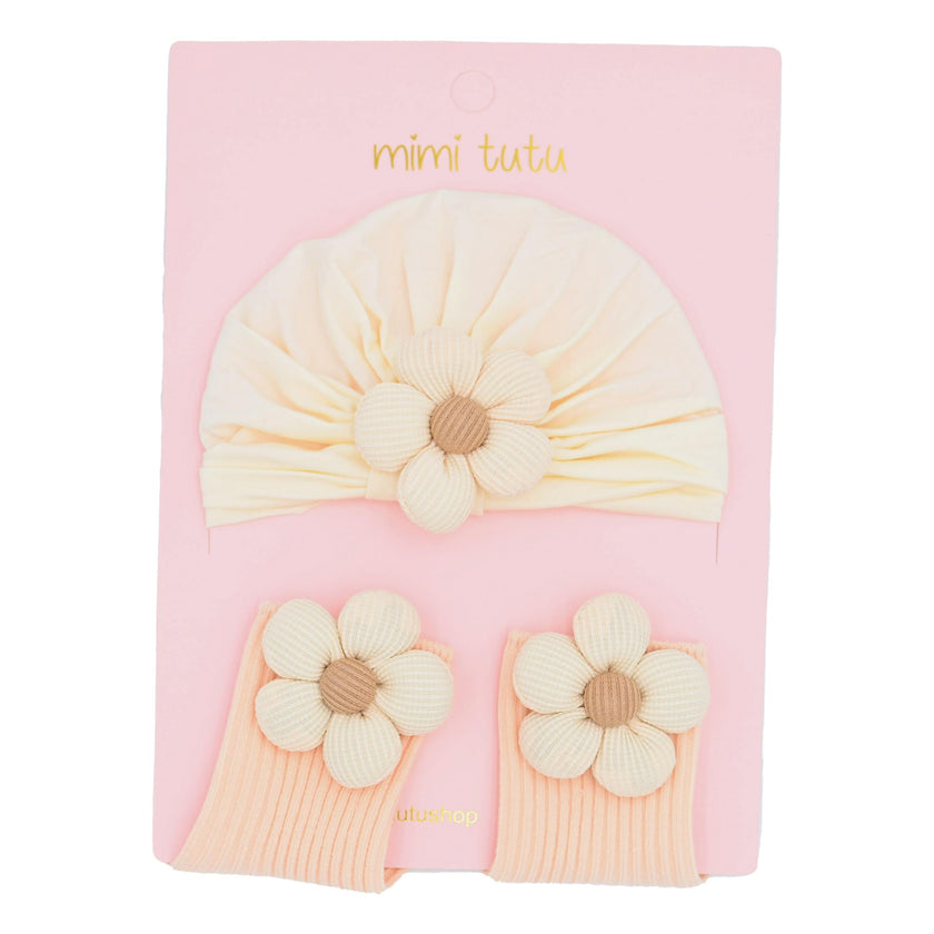 Beige Flower Pastel Accent Gift Set