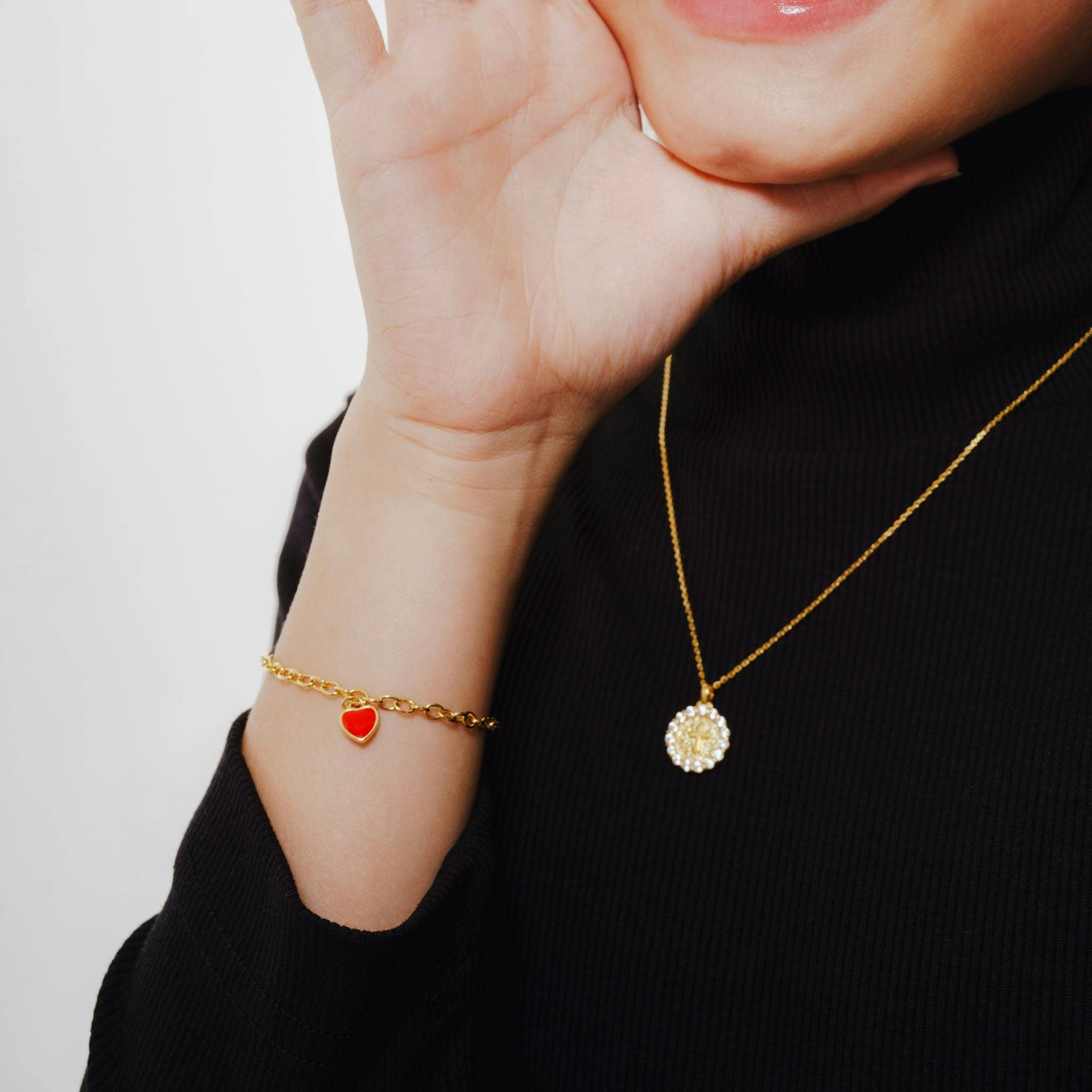 Red Central Heart Bracelet