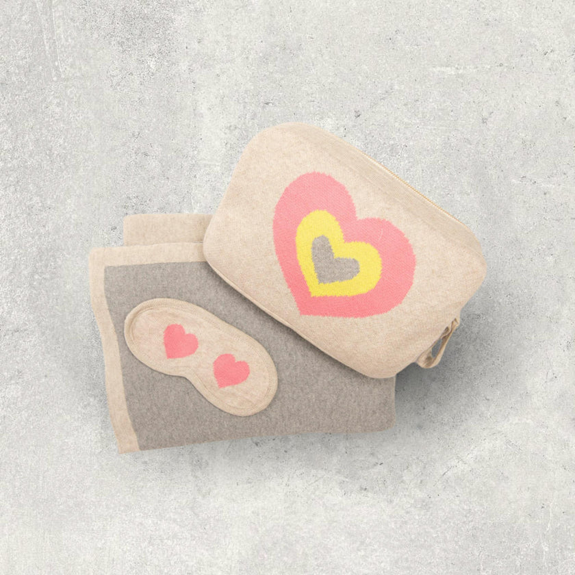 Crazy Hearts Blanket Travel Set