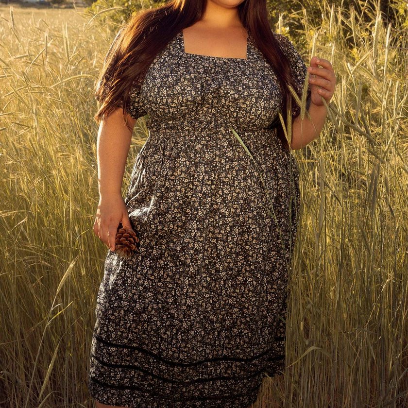 Brooklyn Dress in Navy Dainty Floral