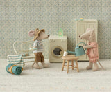 Big sister mouse in matchbox