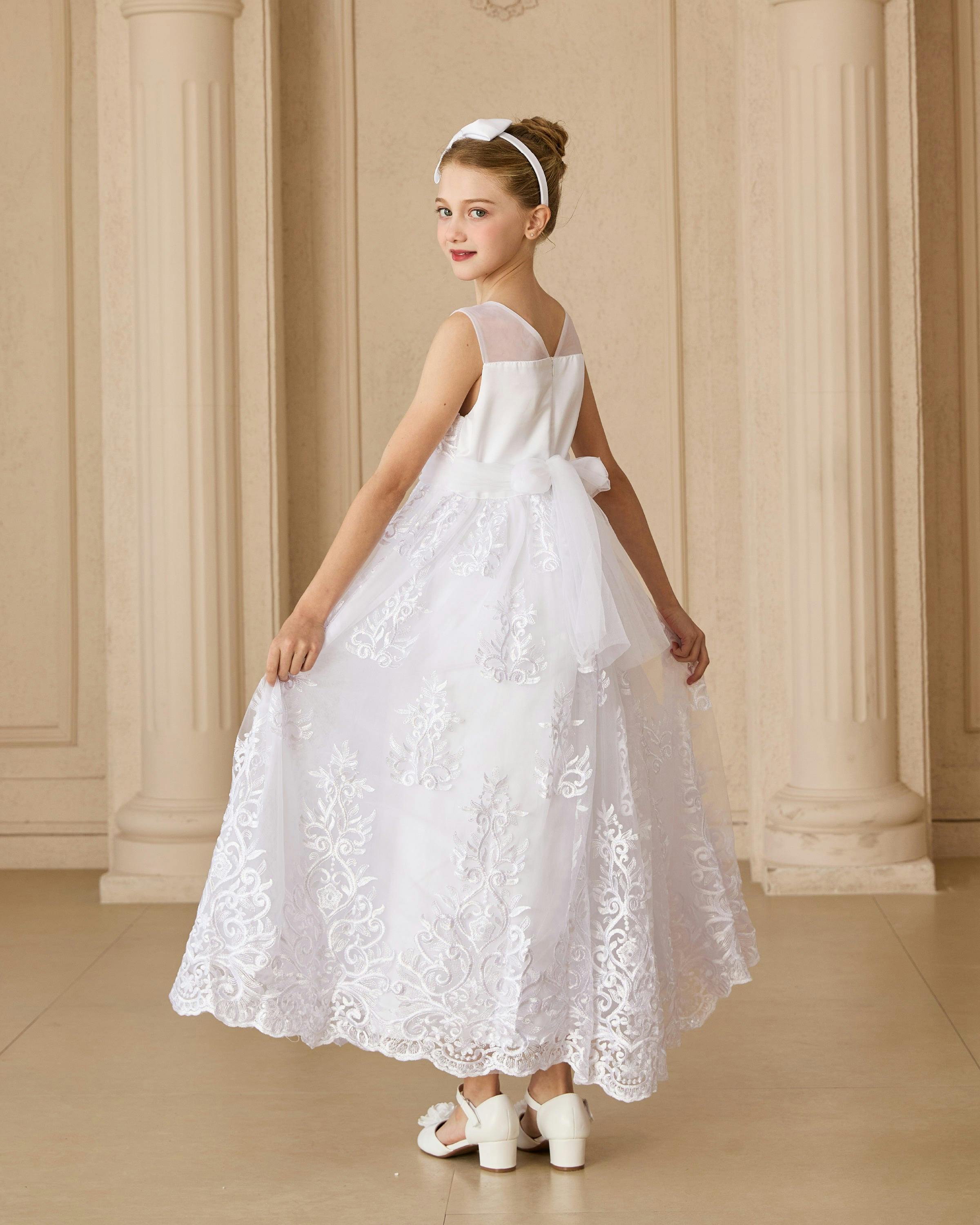 White Auresta Lace Sleeveless Dress