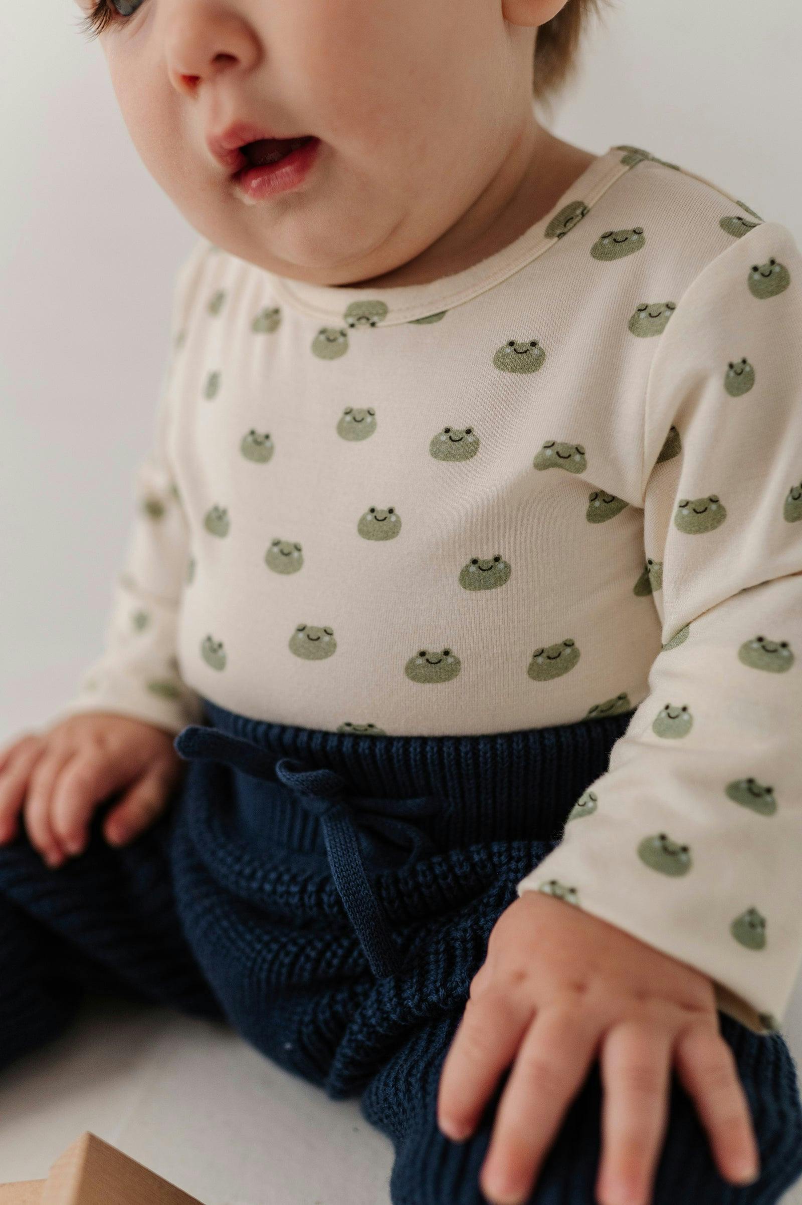 Baby Boy Long Sleeve Bodysuit in Miniature Frogs