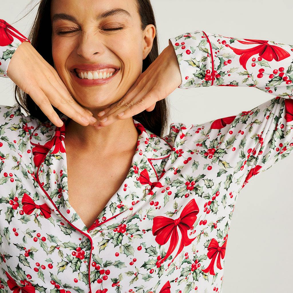 Happy Holly-days Women's Luxe Pajama Pant Set