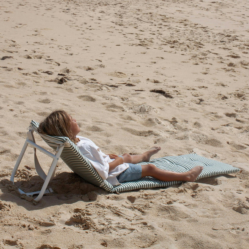 Sunnylife: Reclining Beach Chair - The Vacay Olive