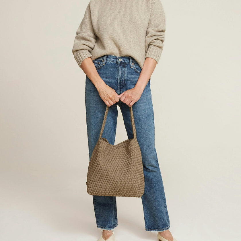 Nomad Medium Hobo | Cashmere
