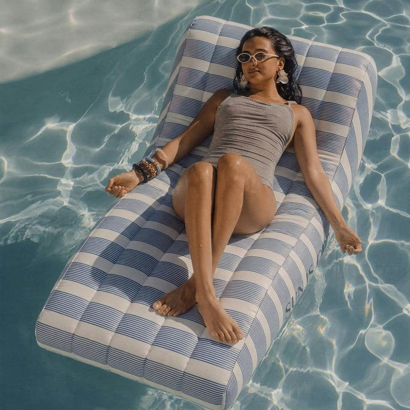 Premium Lounge Float - Blue/White - Monaco