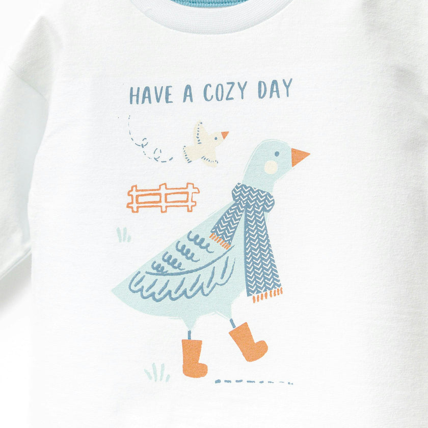 White Winter Goose Graphic Outfit