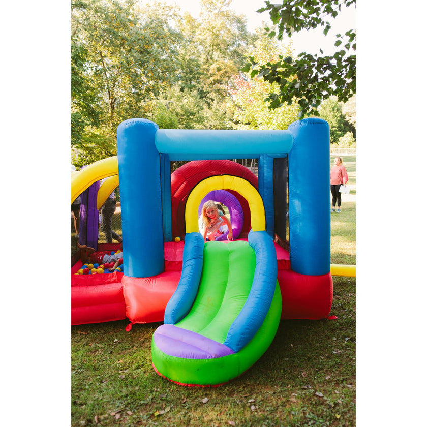 Lucky Rainbow Bounce House
