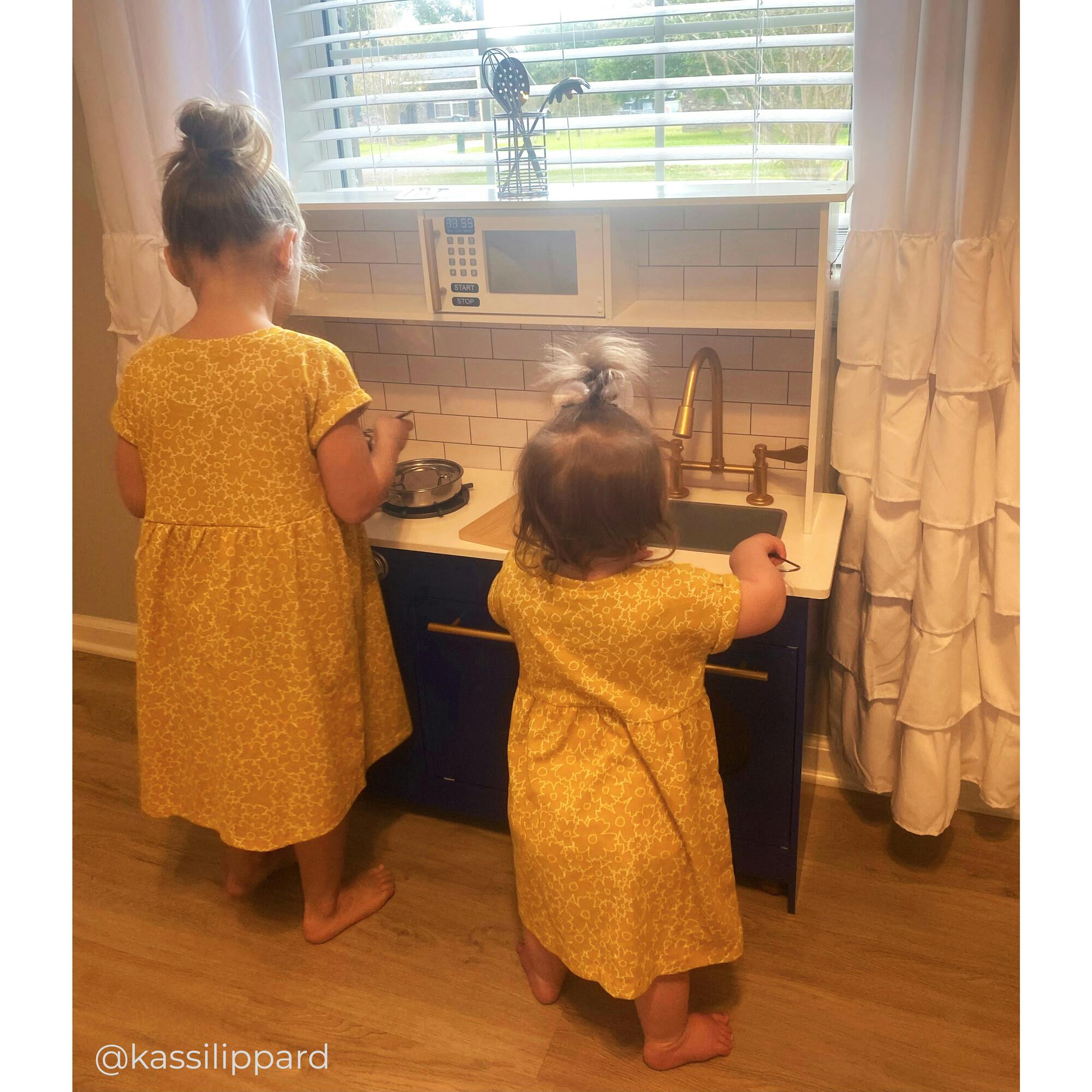 Little Chef Berlin Modern Play Kitchen