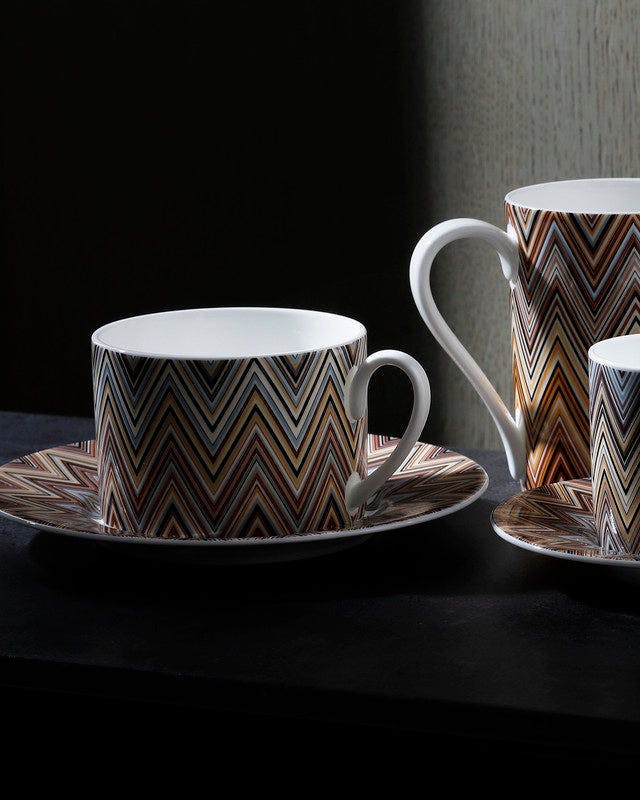 Tea Cup & Saucer Zig Zag Set of 2 In Luxury Box Jarris 148 Diam. 3.3"