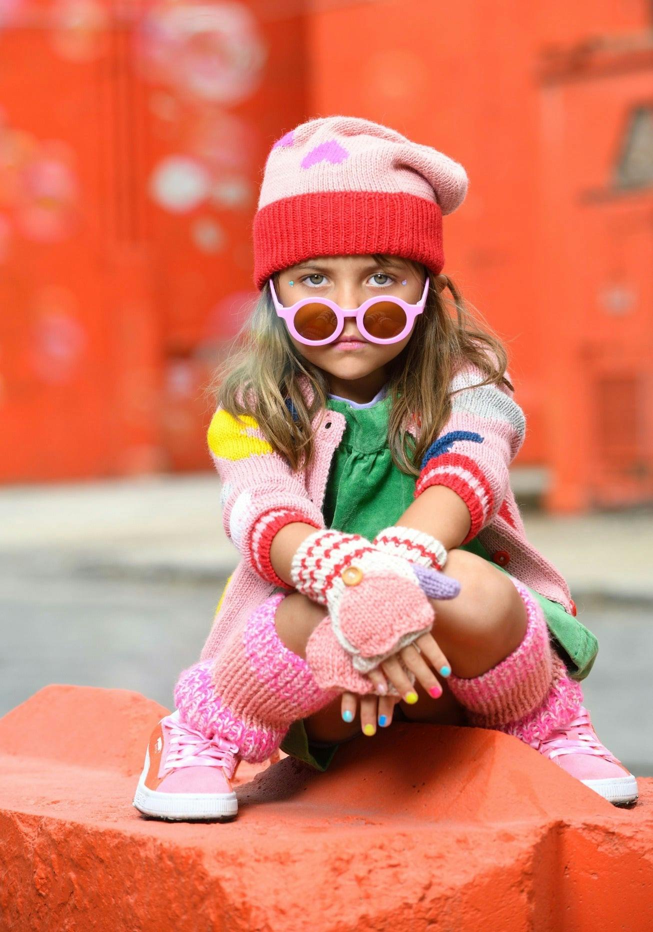 Nuevo Hearts Hat