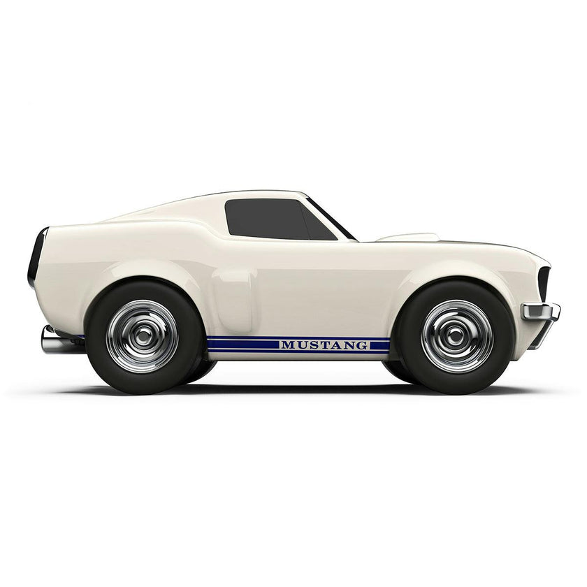 Car RACING CAR FORD Mustang Ivory White