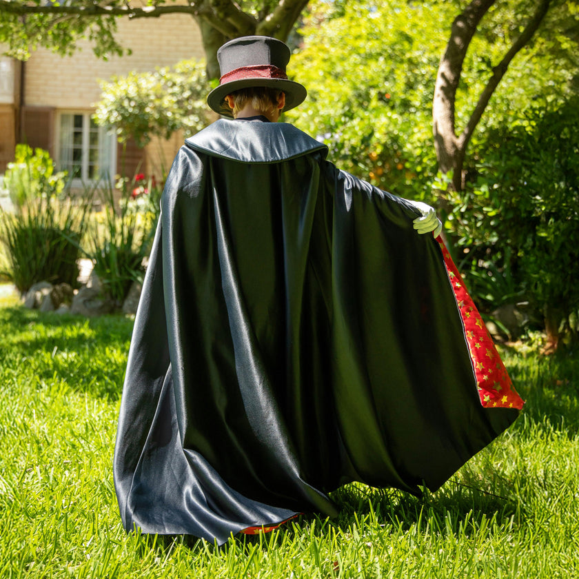 A Leading Role Signature Magician Child Dress Up